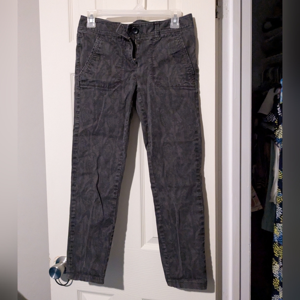 #317 LOFT Women’s Size 0 Charcoal Skinny Utility Pants Mid Rise Stretch